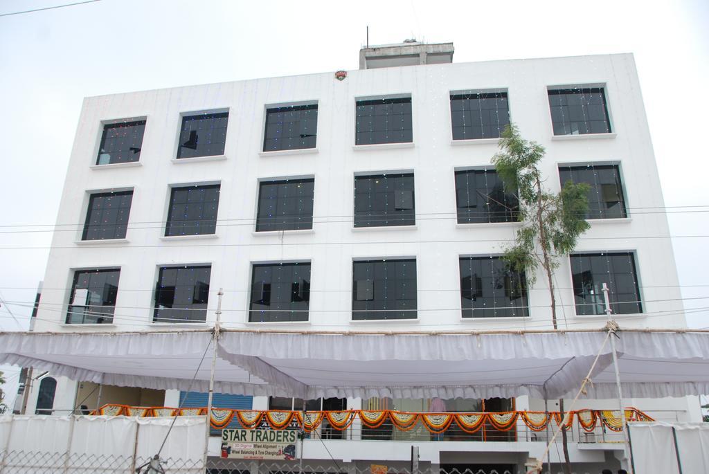 Hotel Neem Tree Hyderabad Airport Shamshabad Exterior foto